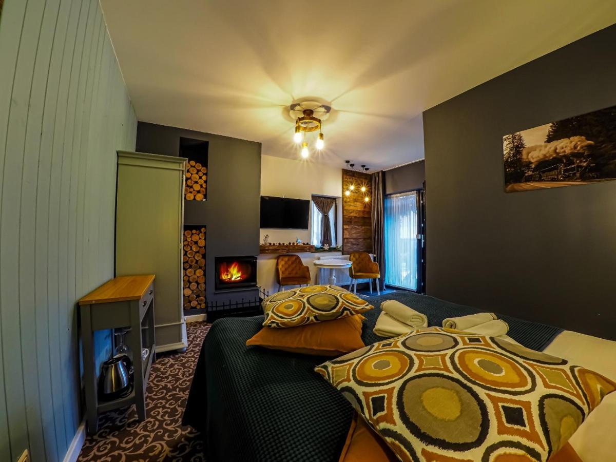 Residence Rooms Bucovina 큼홀룸그몰도베네스크 외부 사진