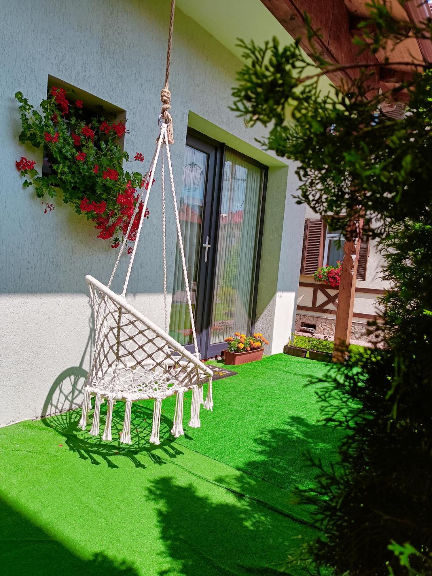 Residence Rooms Bucovina 큼홀룸그몰도베네스크 외부 사진