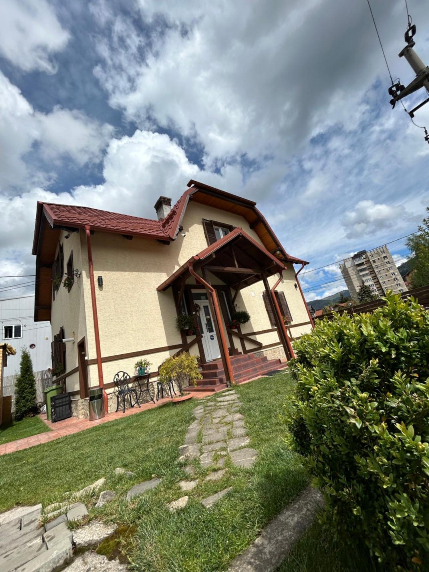 Residence Rooms Bucovina 큼홀룸그몰도베네스크 외부 사진