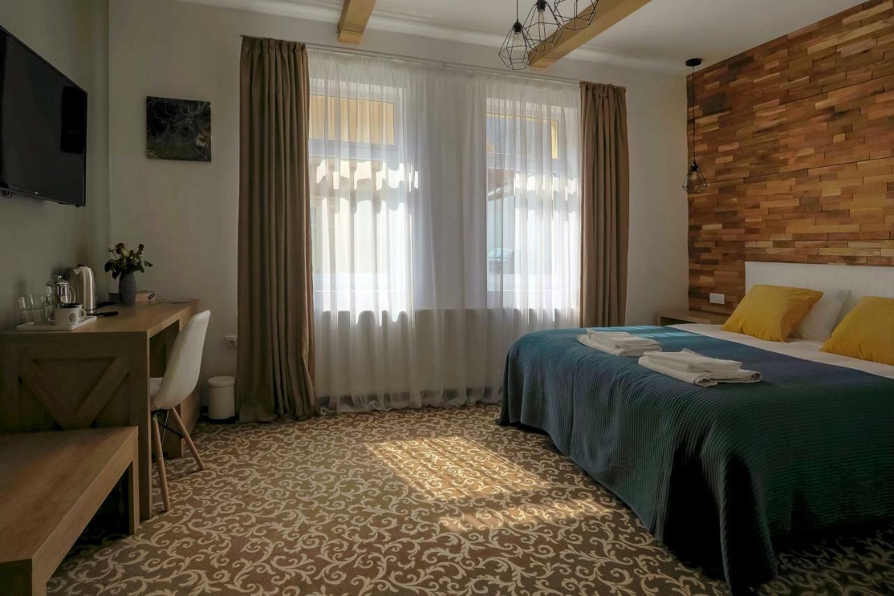 Residence Rooms Bucovina 큼홀룸그몰도베네스크 외부 사진