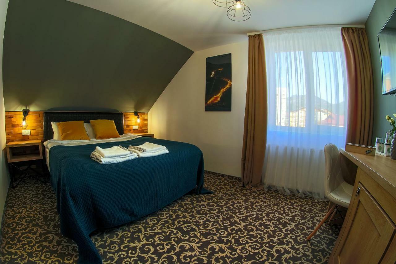 Residence Rooms Bucovina 큼홀룸그몰도베네스크 외부 사진